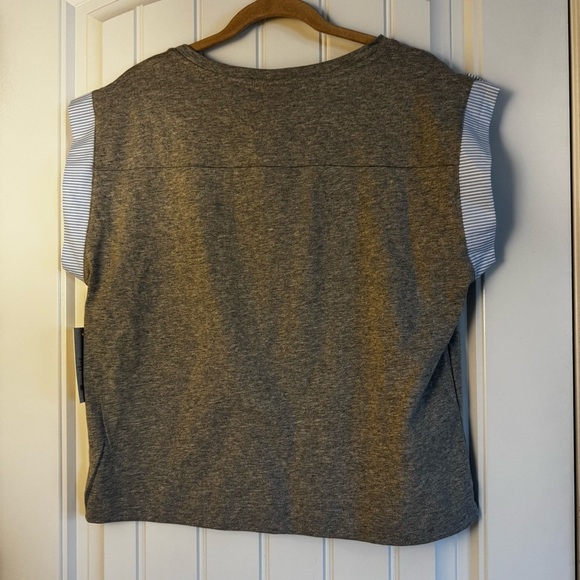 Tru Self Cropped T-shirt NWT - Picture 4 of 6